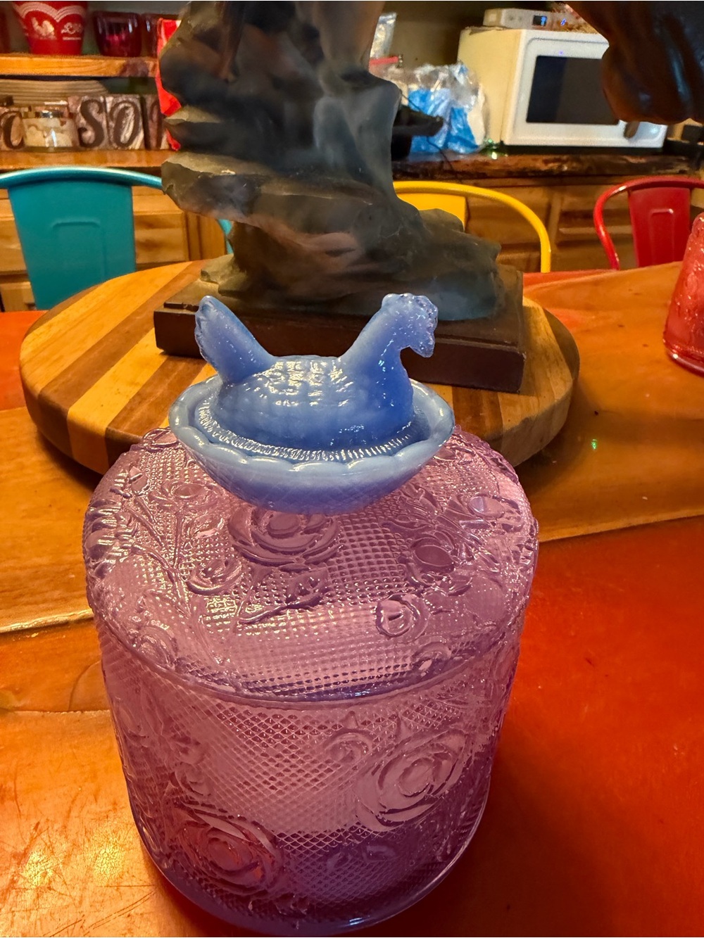 Periwinkle slag Glass hen on a nest mini salt cellar-
